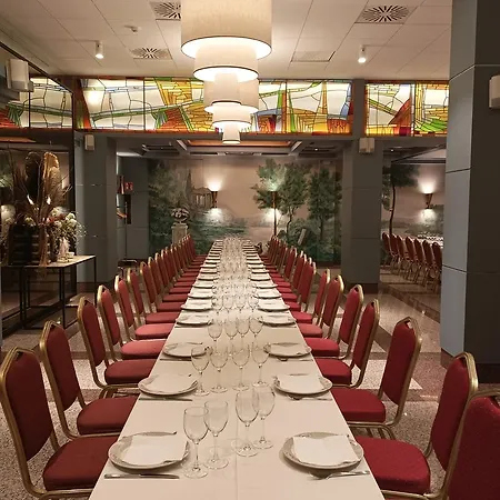 Ξενοδοχείο De Castilla 4*