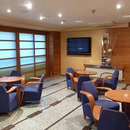 ホテル De Castilla 4*