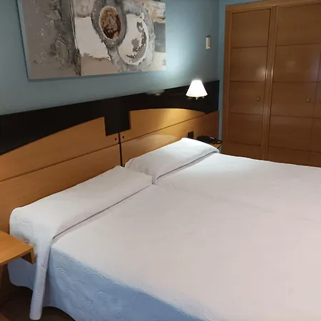 호텔 코로나 드 카스틸라 4*